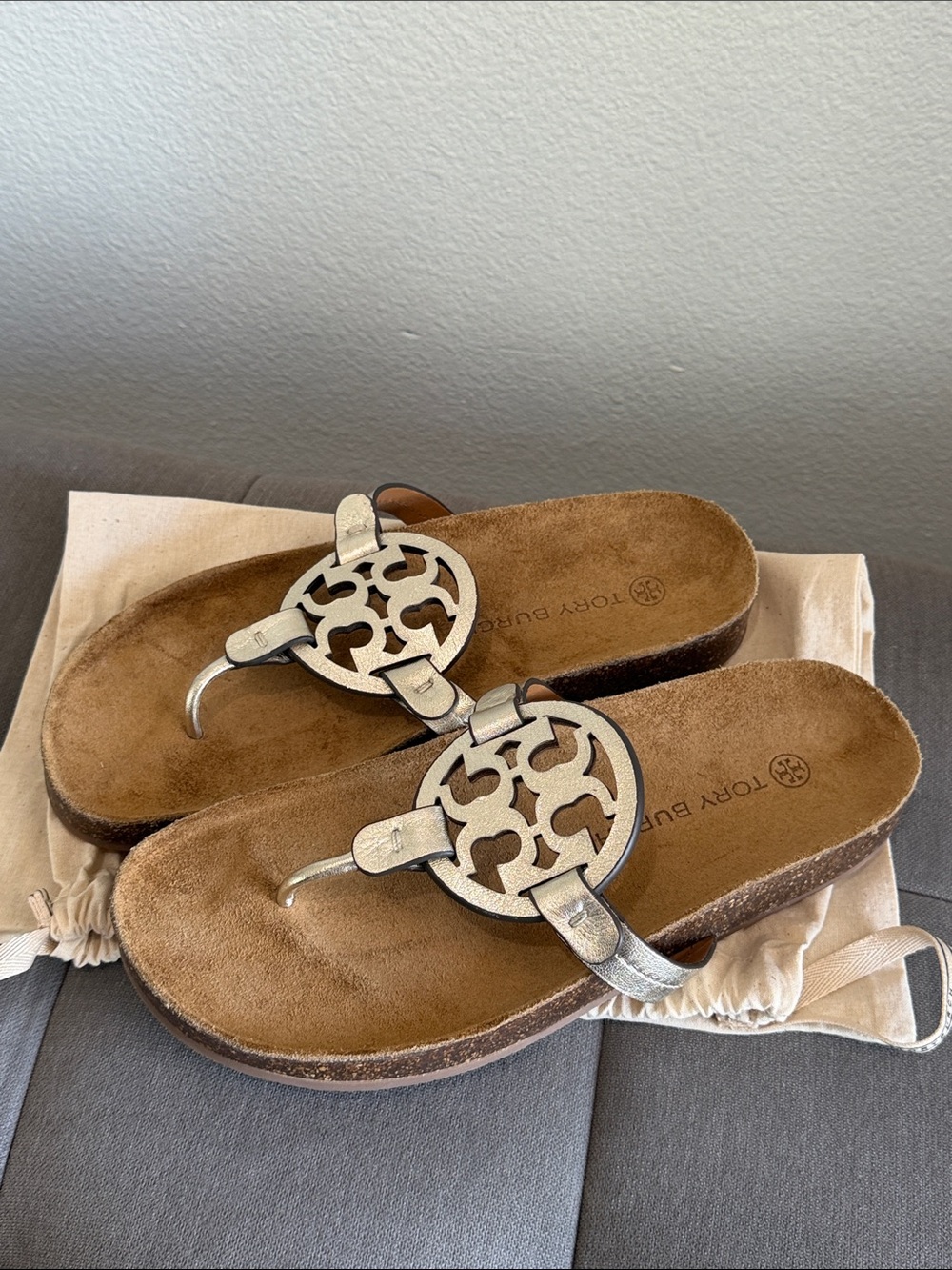 Tory Burch Metallic Gold Logo Thong Sandals with Brown Cork Footbed - Picture 4 of 5